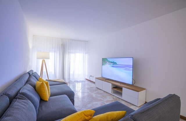 Cozy Apartment In The Heart Of Riva, Riva del Garda, Italy