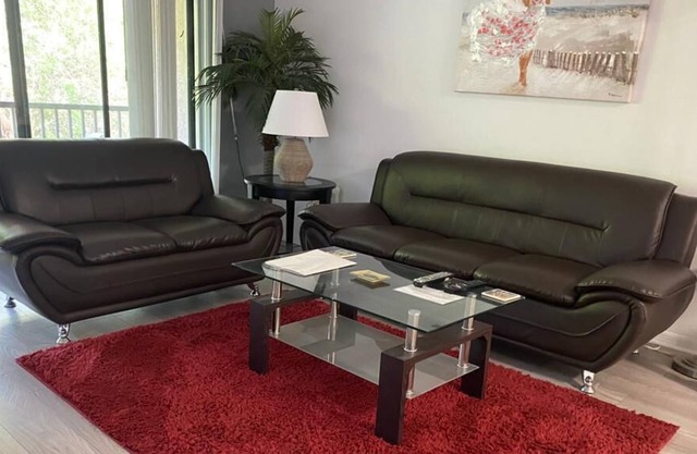 Cozy Apartment Located in Prime Location