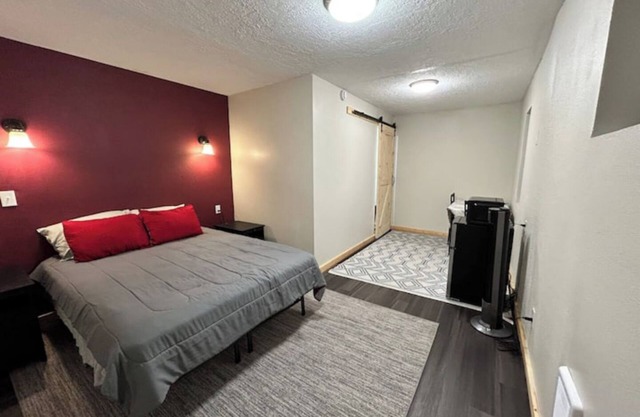 Cozy apartment near GNP!