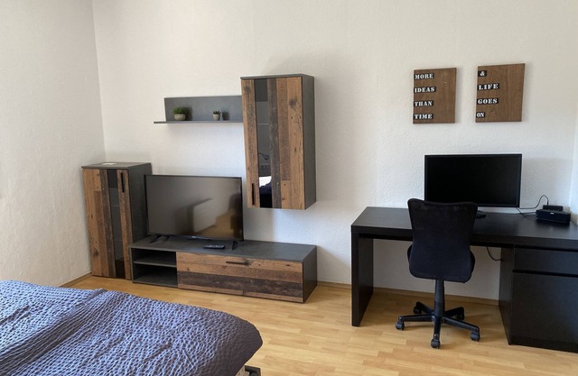 Cozy apartment on the mountain, hiking trail right outside the door