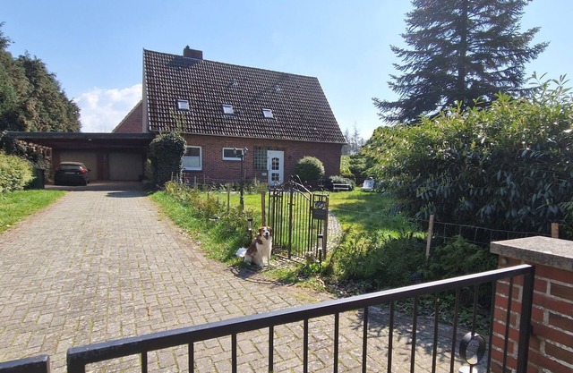 Cozy apartment right on the coastal canal!