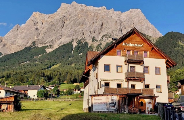 Cozy apartment "The Zugspitze" for 8 people in Ehrwald