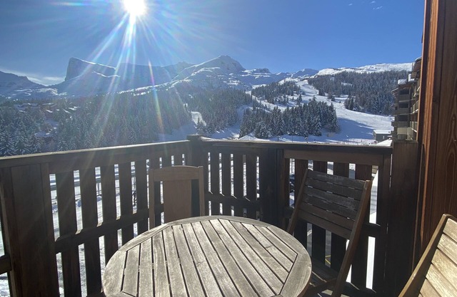 Cozy apartment with views of the slopes
