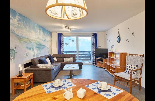Cozy apartment with lake view for 6 guests