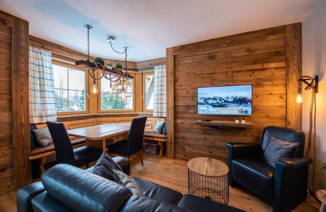 Cozy apartment with mountain views and close to the slopes