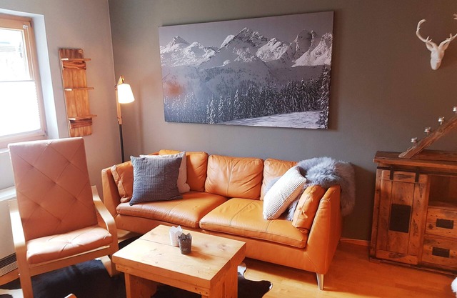 Cozy apartment with mountain views and close to the slopes