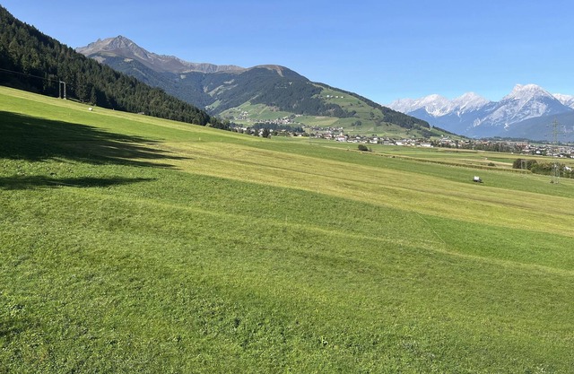 Cozy apartment with pool and sauna near Innsbruck and Axamer Lizum