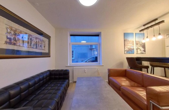 Cozy apartment with private garden and parking