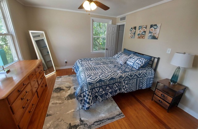 Cozy apt in San Marco! Close to Baptist hospital, downtown, Riverside