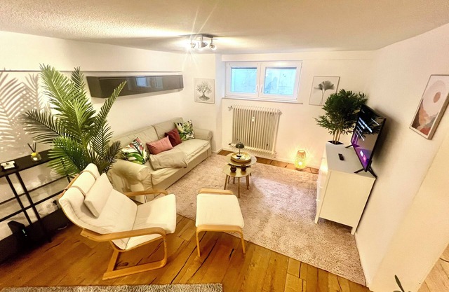 Cozy basement apartment right next to Homburg University Hospital