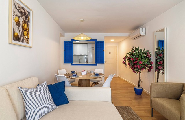 Cozy Beachfront Apartment in Pedregalejo, Málaga