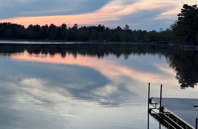 Cozy Cabin on Girl Lake