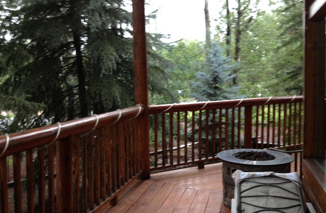 COZY CABIN PLCC TALL PINES PRIVACY GOLF HIKE BIKE ENJOY FRESH COOL MOUNTAIN AIR!