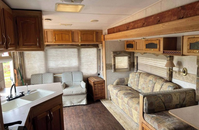 Cozy Caravan in lovely Troy Alabama with AC