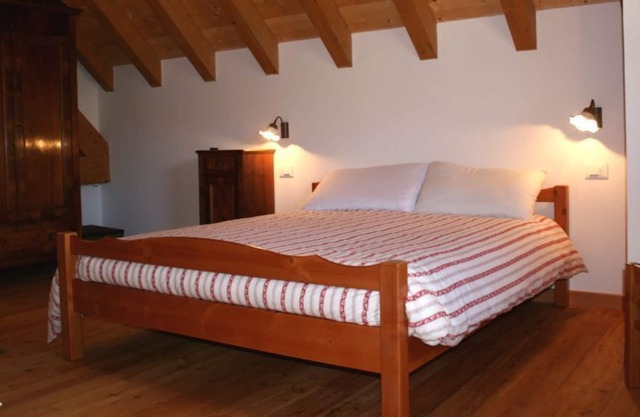 Cozy Chalet with panorama