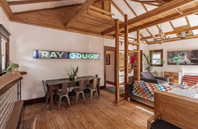 Cozy & Chic | Close to City Creek