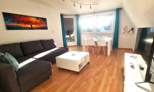 Cozy City Apartments 2, 2-Room Flat for Vacation & Messe Düsseldorf, Perfect Connectivity