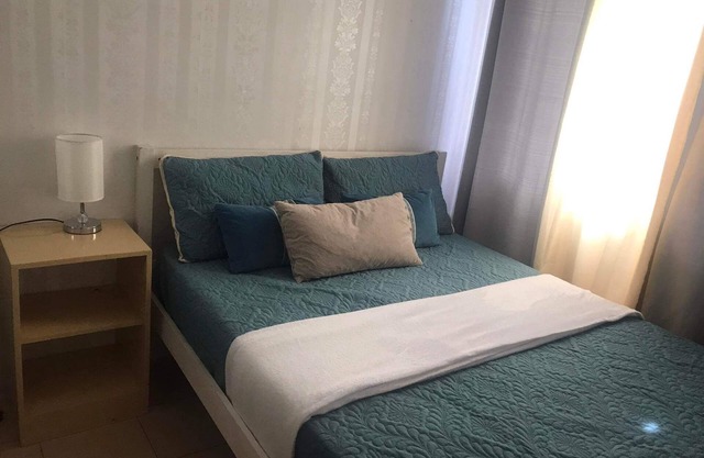 COZY & CLEAN 2 BEDROOMS @ 8 SPATIAL CONDOMINIUM