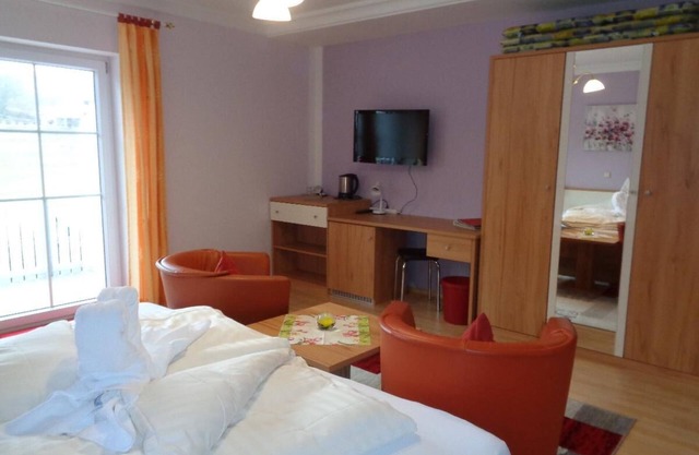 Cozy comfort room (35 sqm) for 2 persons with large balcony