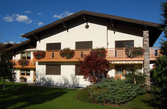 Cozy, comfortable vacation apartment in a quiet location with a view of the mountains