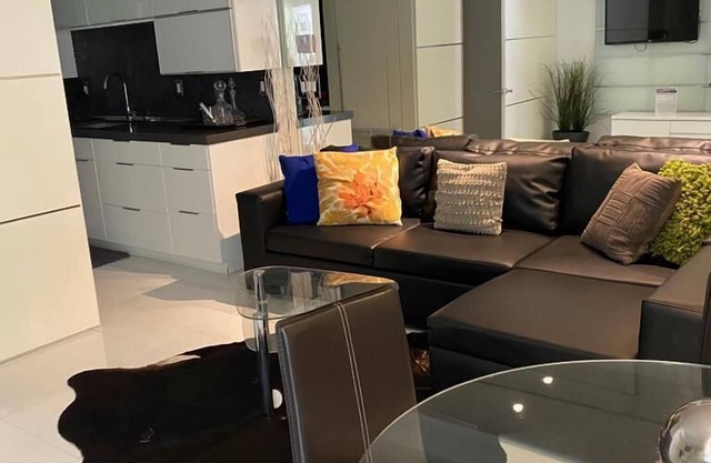 Cozy Condo In The Heart Of South Beach