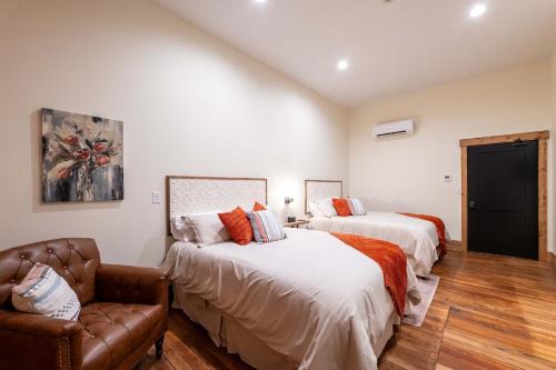 Cozy Corner - Room 5