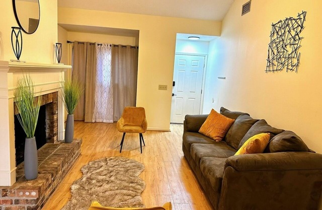Cozy Corner Townhome