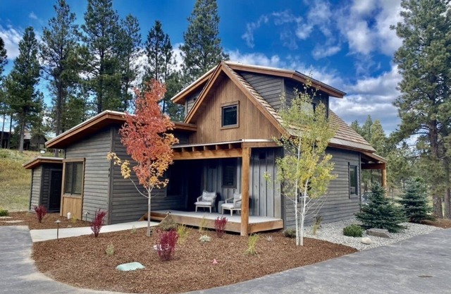 Cozy Cottage at The Wilderness Club