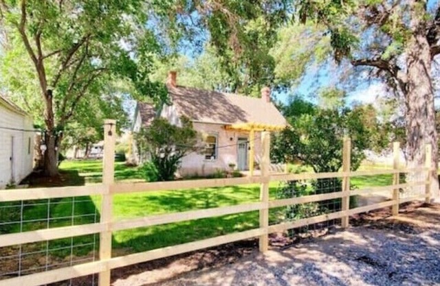 Cozy Cottage Close to Reservoirnn