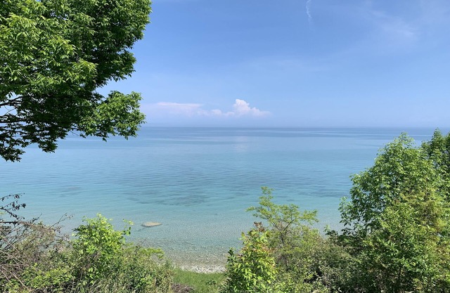Cozy Cottage on Lake Michigan