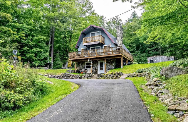 Cozy Country Cottage