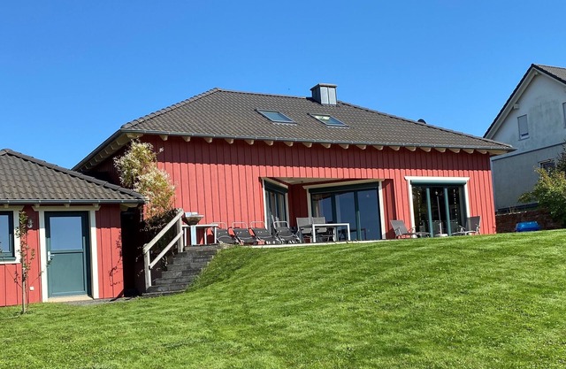 Cozy country house "Roter Milan" with fantastic views