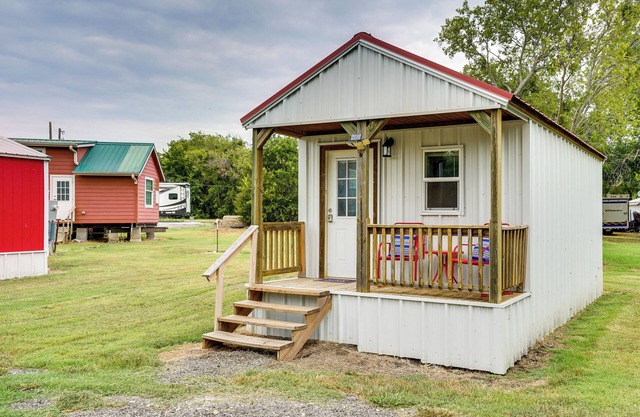 Cozy Country Living: Cabin in Slidell/Decatur!