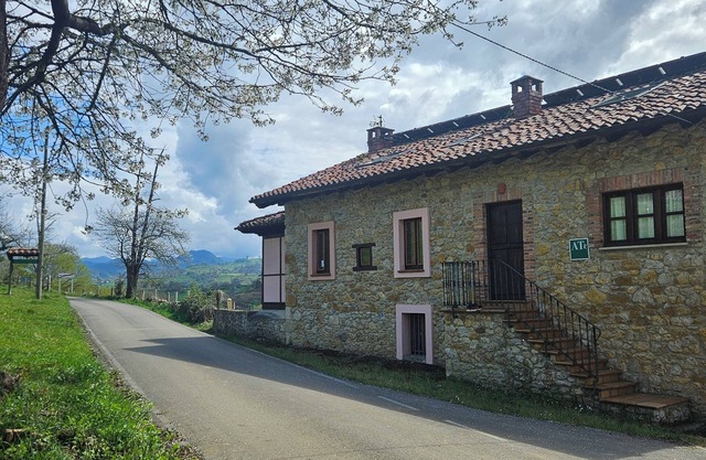 Cozy Countryside Escape: Stay at La Bolera I