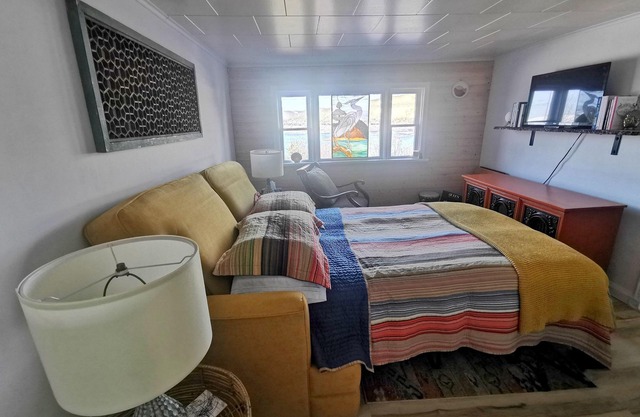 Cozy Cove Cottage