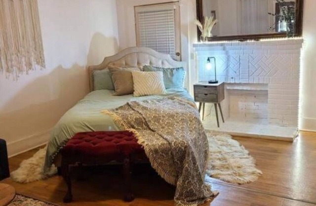 Cozy, Cute, Private Ozark Suite 5 Mins to Hospital