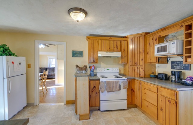 Cozy Del Norte Home ~ 50 Mi to Great Sand Dunes!
