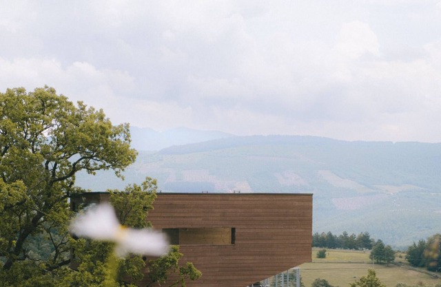 Cozy design tree house, your retreat in the middle of the Umbrian mountains.