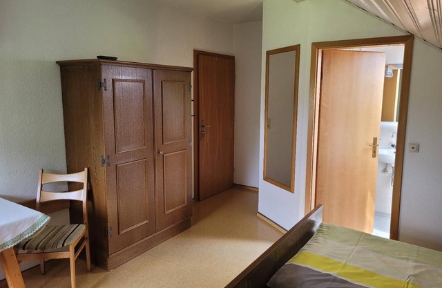 Cozy double room 3(17sqm) with separate kitchen
