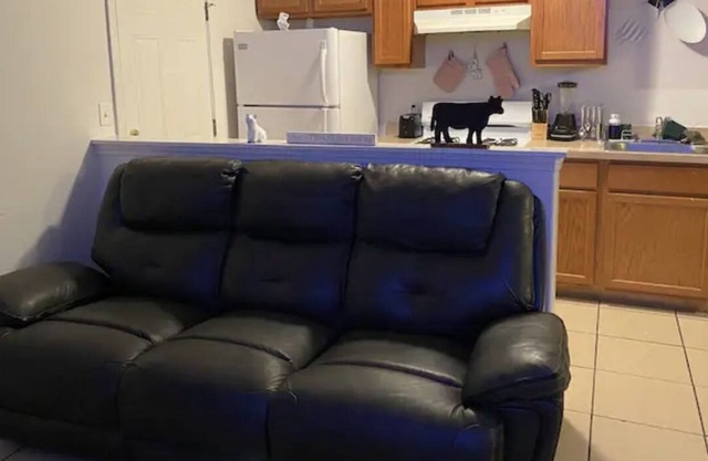 Cozy duplex 3 Bedroom 2 bath 10mints from FT Bliss