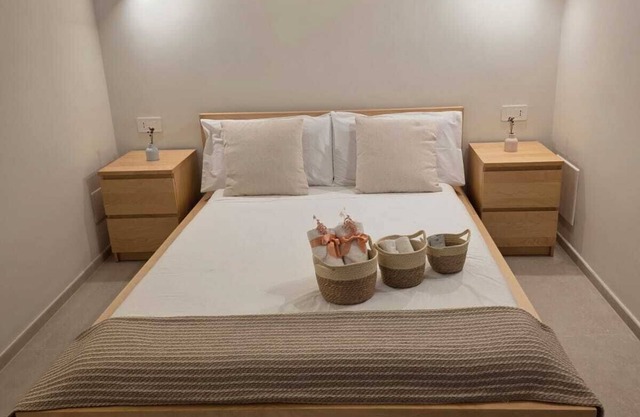 Cozy facility 36 km Bari and 25 km from Bari-Palese airport.