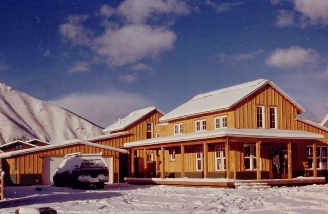 Cozy Family Farmhouse