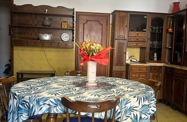 Cozy family vacation home with all amenities and a few miles from the sea