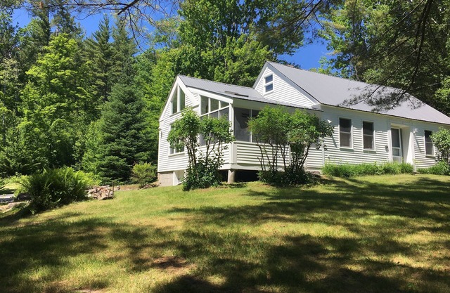 Cozy Farmhouse in the White Mountains