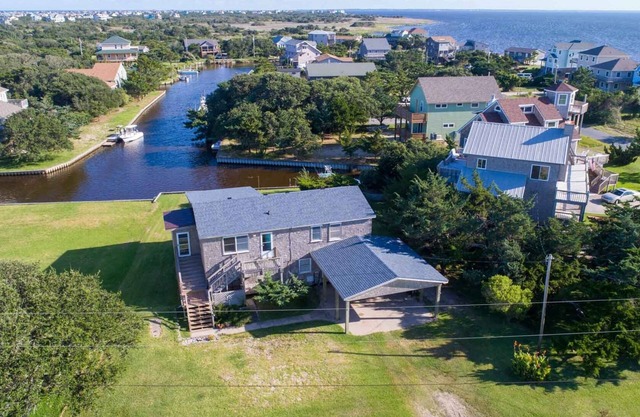 Cozy Fishing Cottage w/water access, minutes from Hatteras National Seashore
