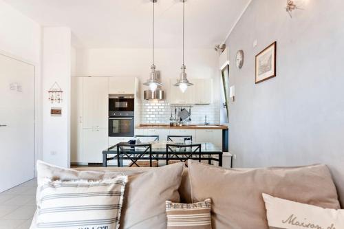 Cozy Flat and Terrace - 2 min from the beach by Sweet Home Puglia Apartments