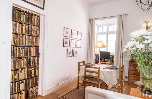 Cozy Flat in City Center