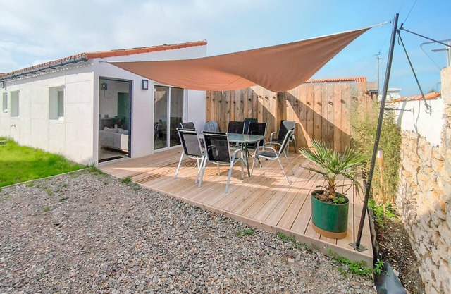 Cozy home in L'Aiguillon la Presqu'ile