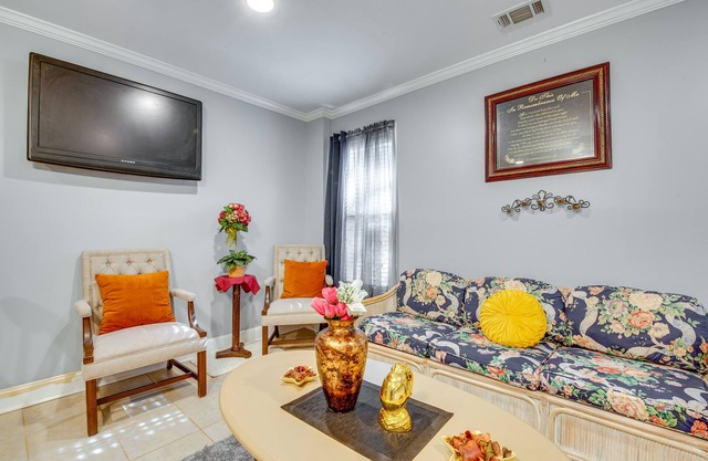 Cozy Georgia Apartment Near Theme Parks & Hiking!