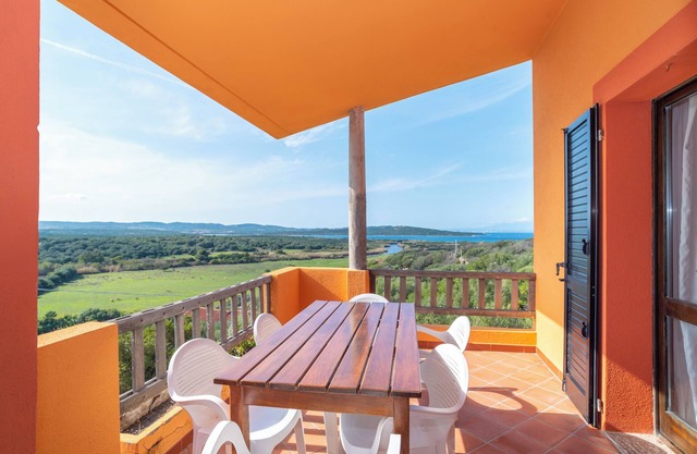 Cozy Holiday Apartment "Conchiglia Blu" with Garden